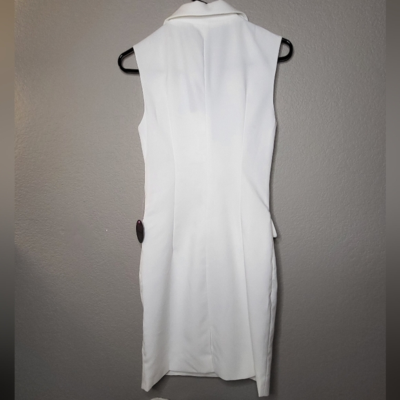 Essue Vest Dress - Picture 4 of 13